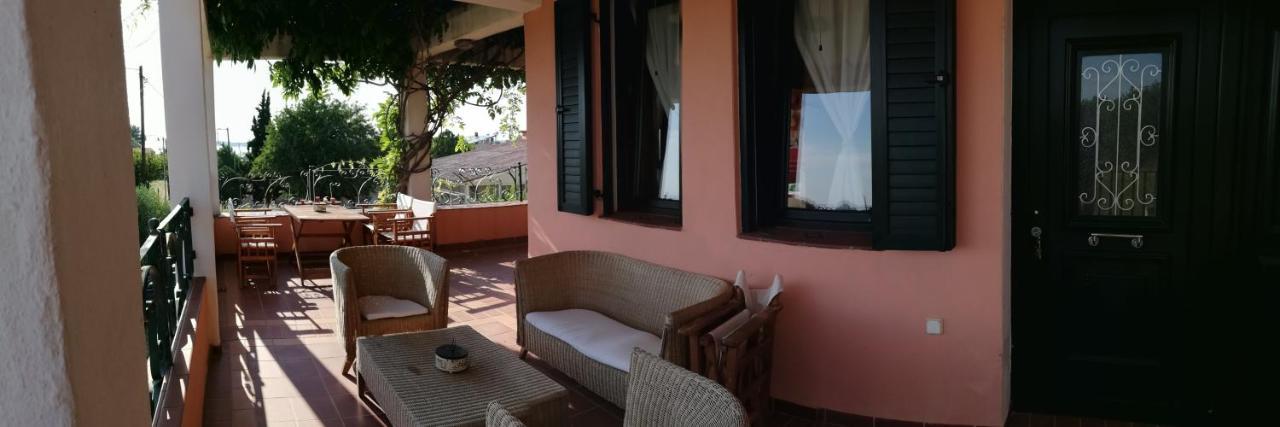 Olgas Villa Arogi Esterno foto