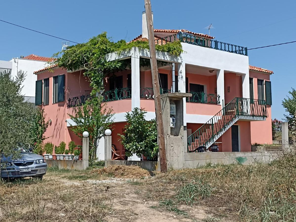 Olgas Villa Arogi Esterno foto