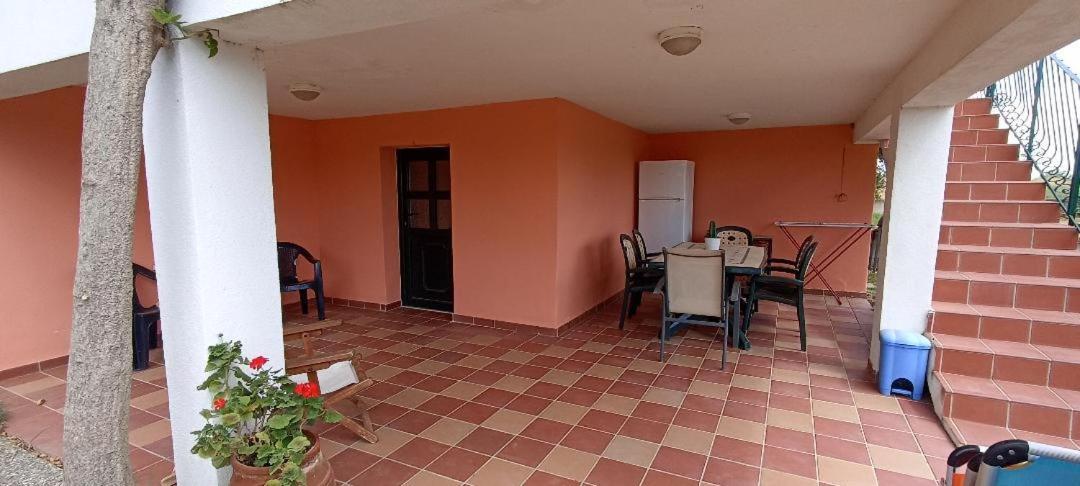 Olgas Villa Arogi Esterno foto